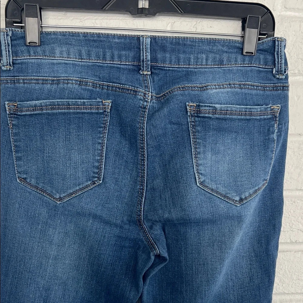 1822 Denim Classic Blue Women's Jeans with Distressed Rips Size 30 - Picture 5 of 8